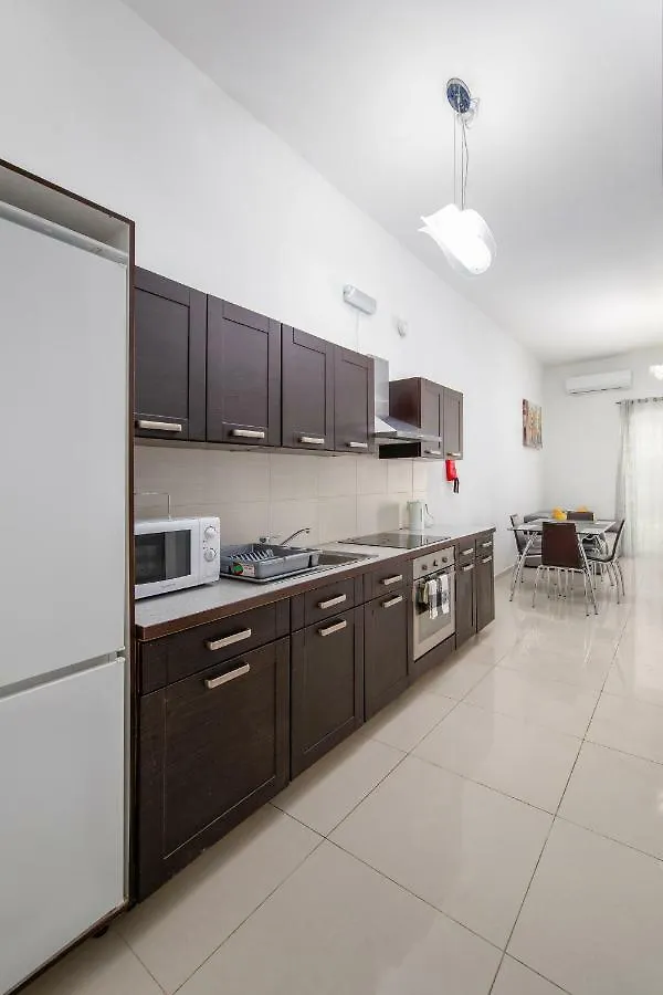 Modern 2 Bedroom Apartment Msida Malta