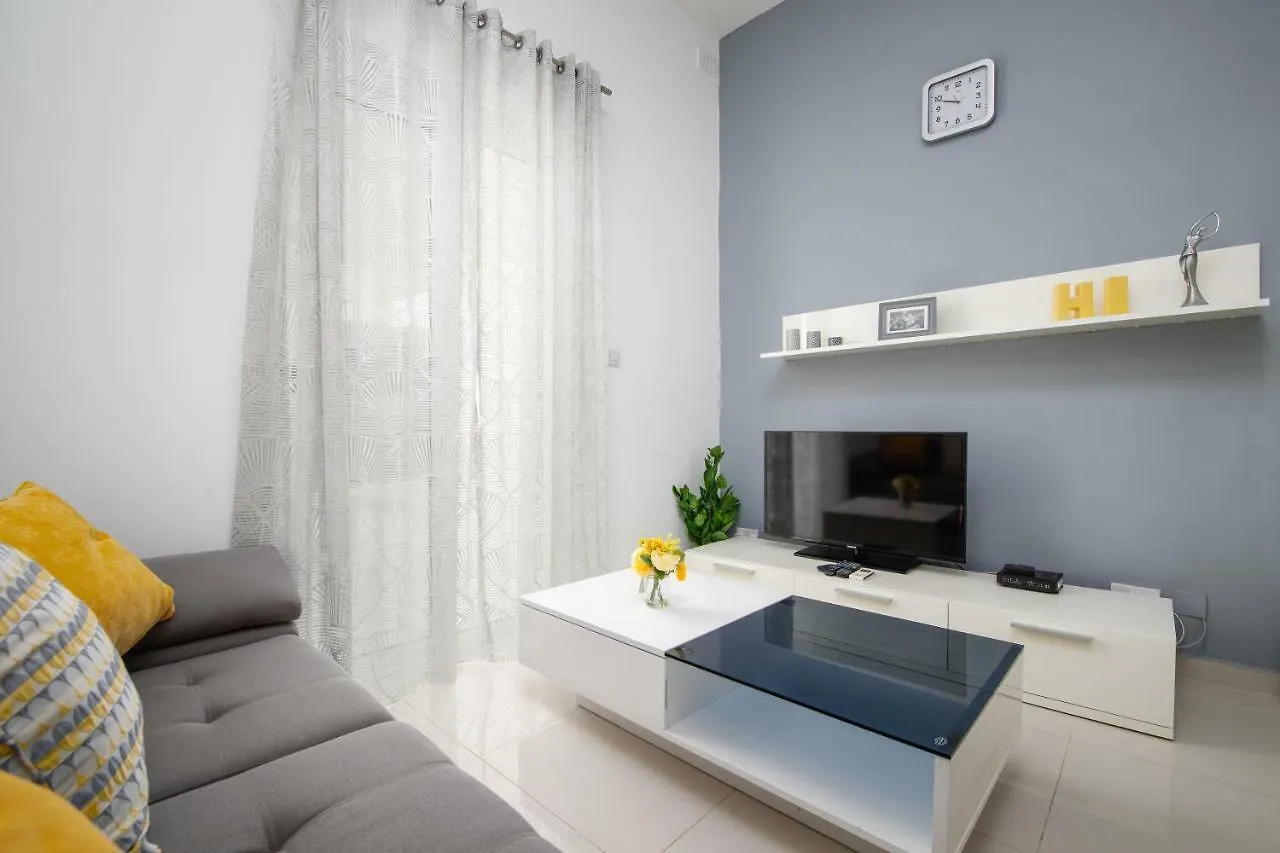 Modern 2 Bedroom Apartment Msida Malta